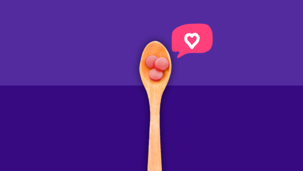 A spoon with popular supplements (hematopoietic agents)