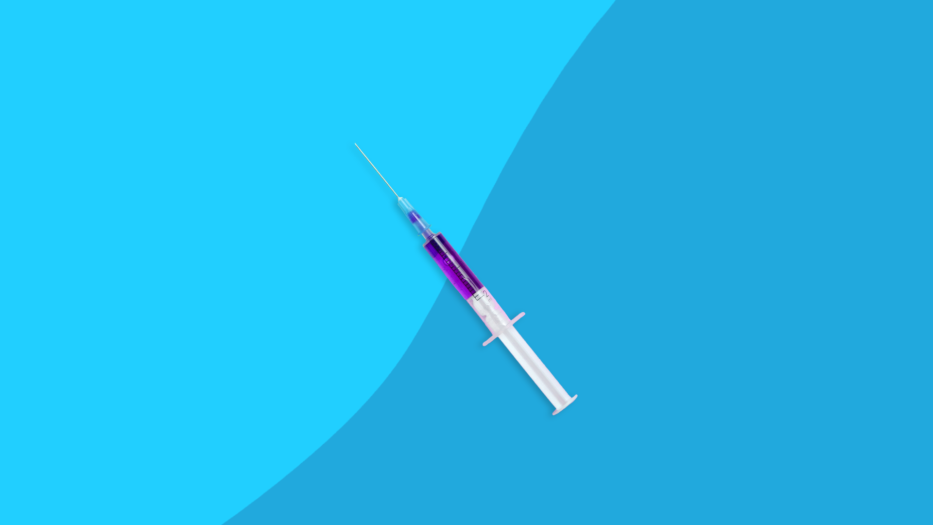 Syringe filled with injectable medication: Lantus side effects to expect
