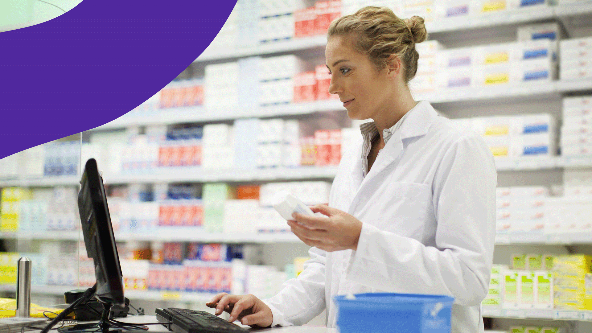 A woman at a cash register represents the average pharmacy technician salary