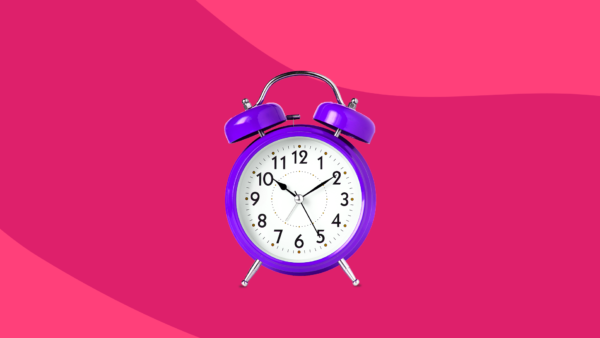 A clock represents the effects of daylight saving time