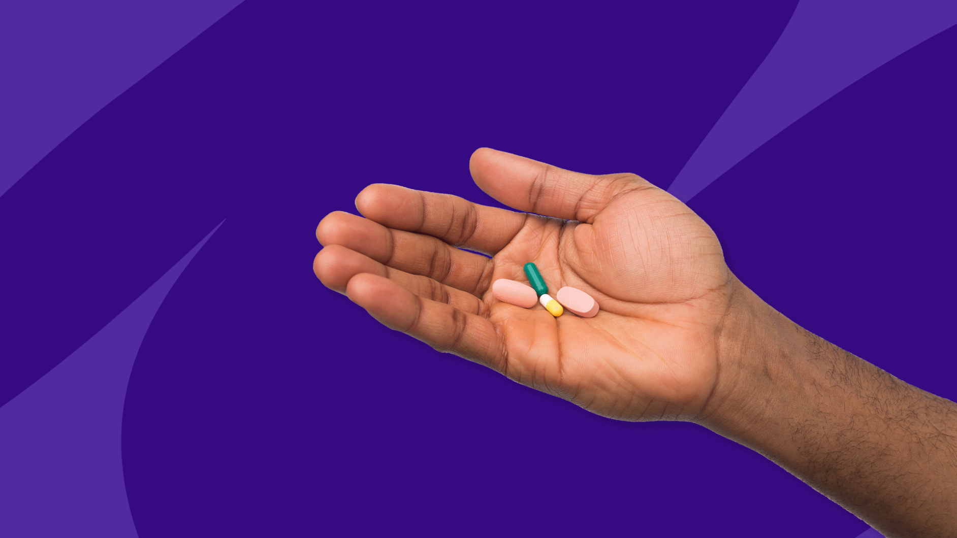 Hand holding Rx Pills: Sulfamethoxazole alternatives