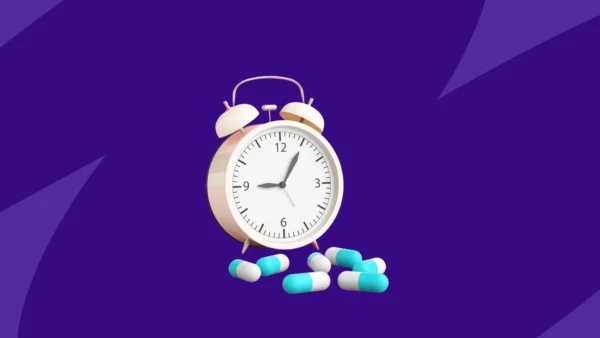 alarm clock next to capsules - how long does Tylenol last