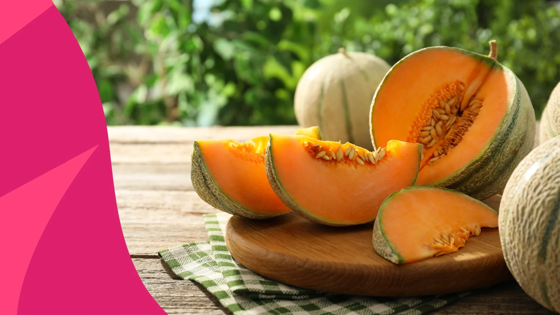 image of a sliced cantaloupe - cantaloupe benefits